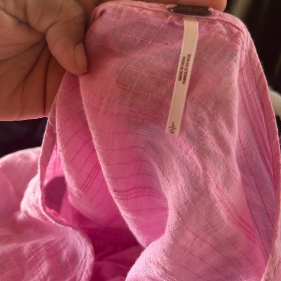 FREE PEOPLE Beaumont mews cropped peasant top 
Beaumont Mews Blouse Pink - Picture 2 of 10